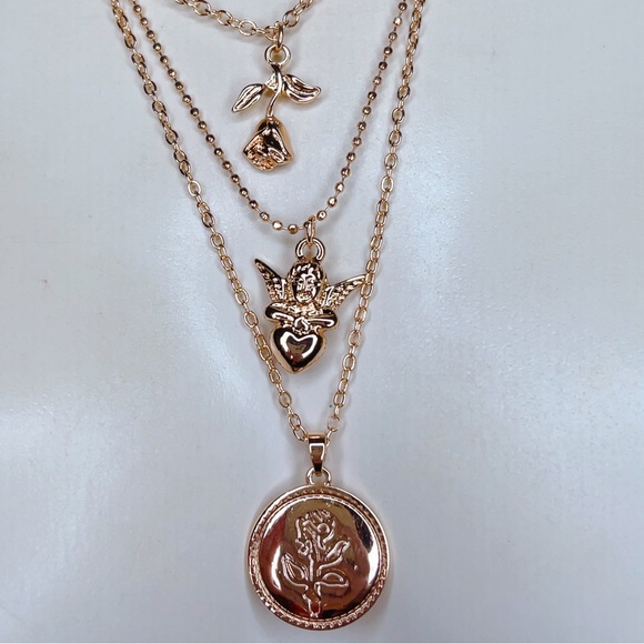 Angel 👼🏻 rose 🌹 4 layer gold plated necklace - Picture 3 of 3